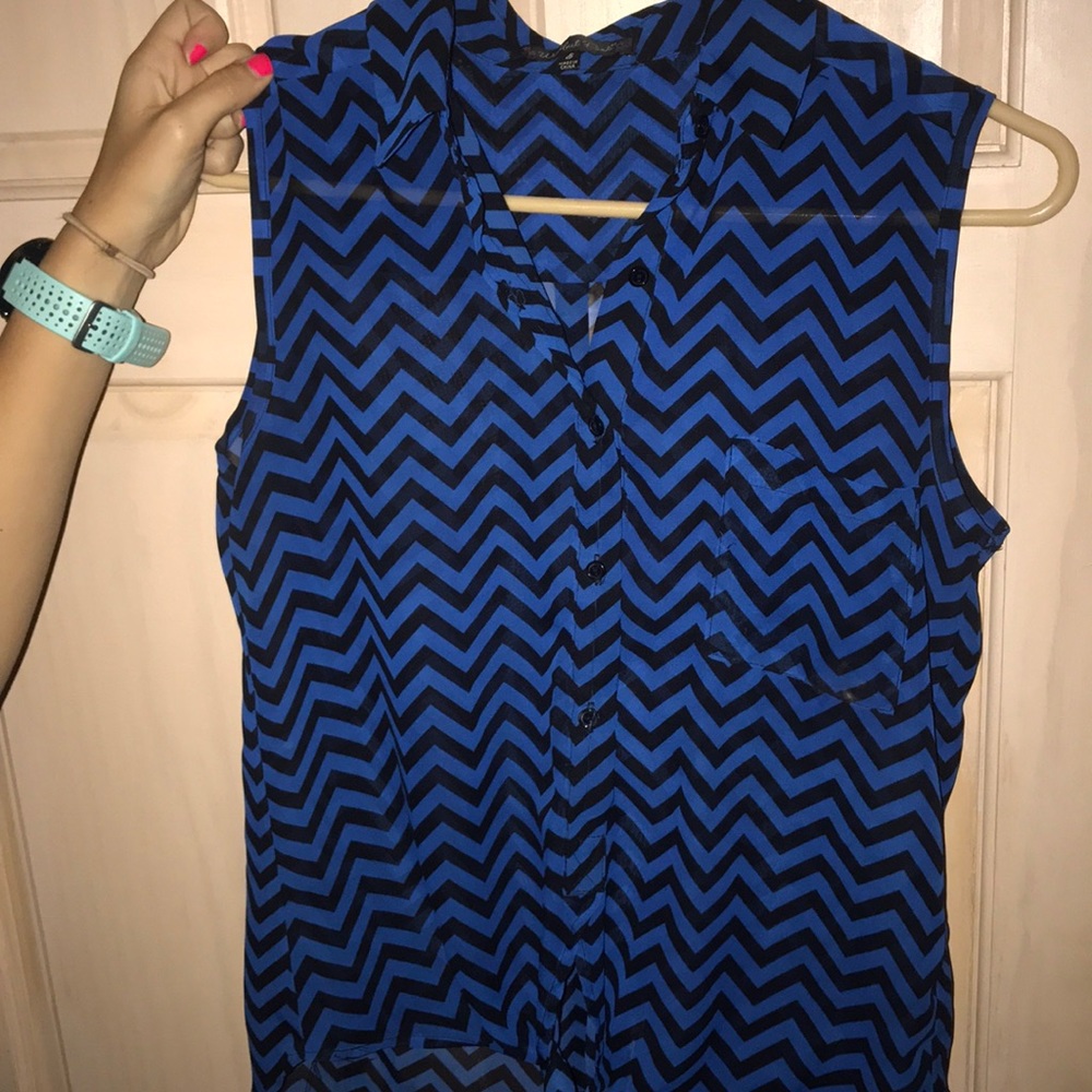 BLUE AND BLACK CHEVRON TANK TOP!